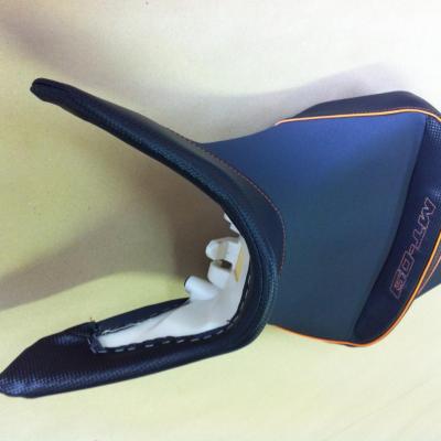 Modification confort et garnissage selle mt09