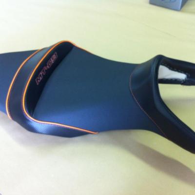 Modification confort et garnissage selle mt09