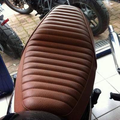 Réalisation selle triumph