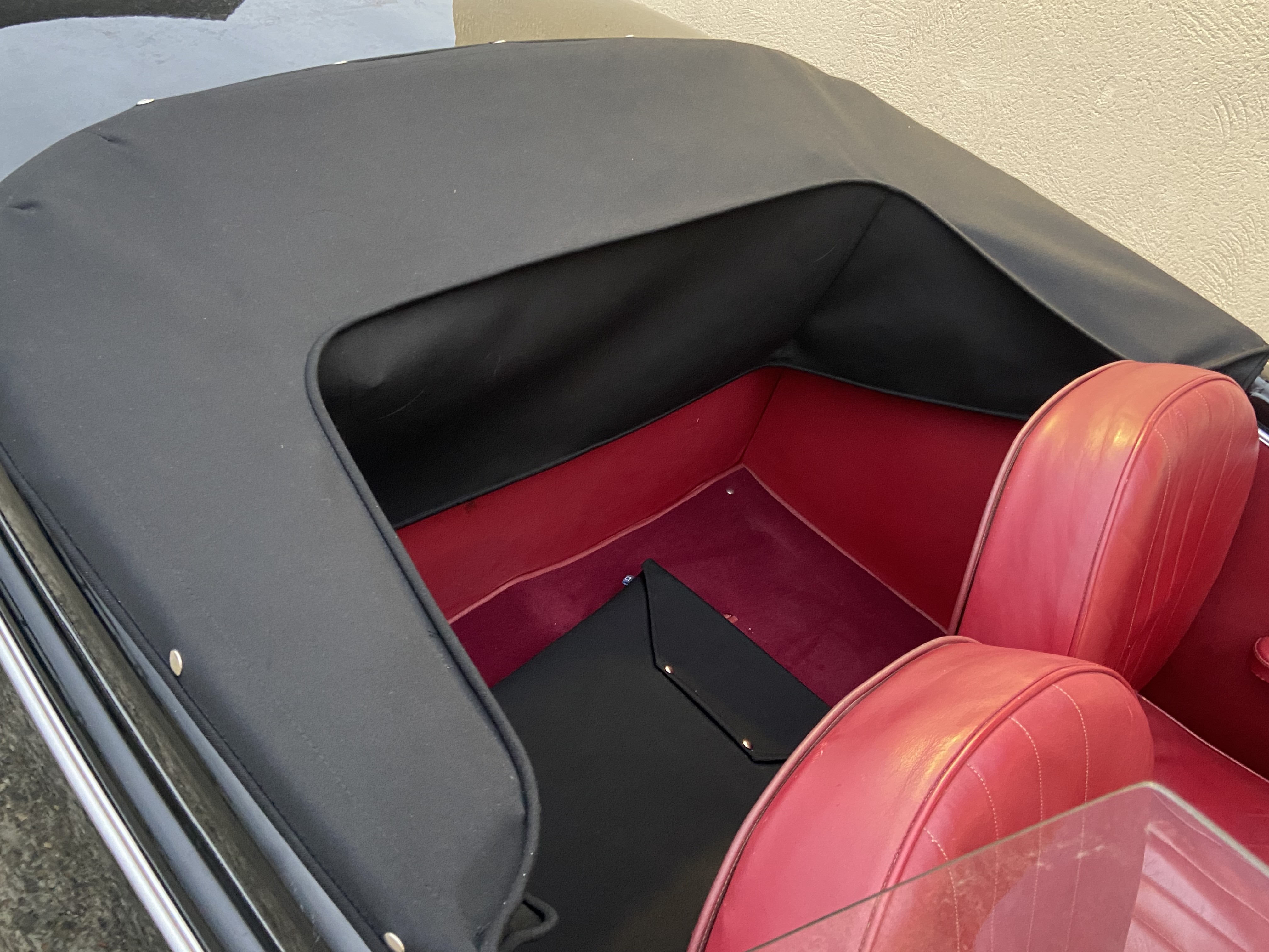 Couvre capote Peugeot 203 cabriolet