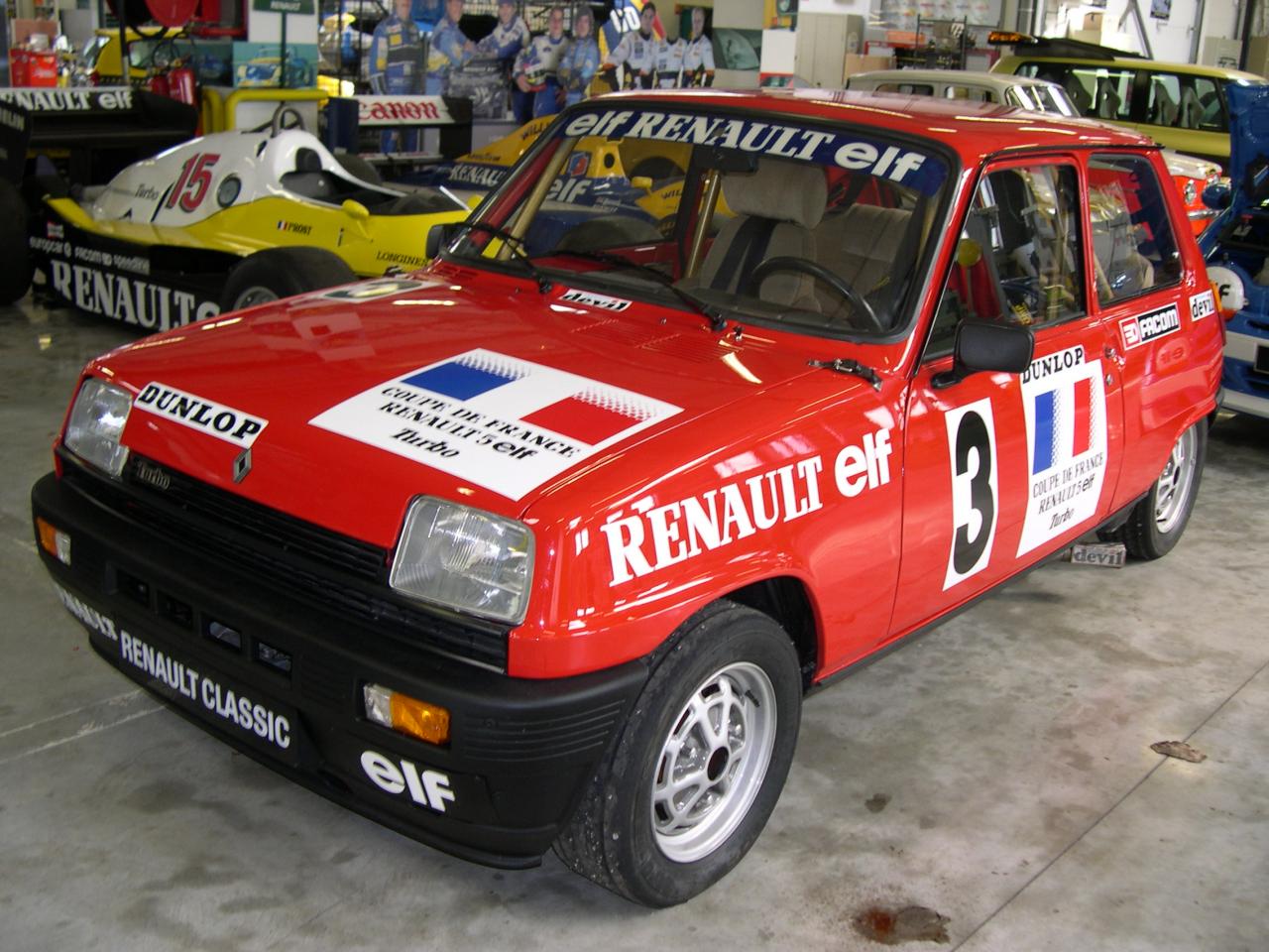 Réalisation sellerie renault 5 coupe
